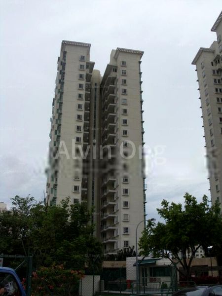 4 Bed Condo for Rent in Goldenhill Park Condominium - Image 9