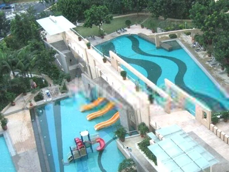 4 Bed Condo for Rent in Goldenhill Park Condominium - Image 1