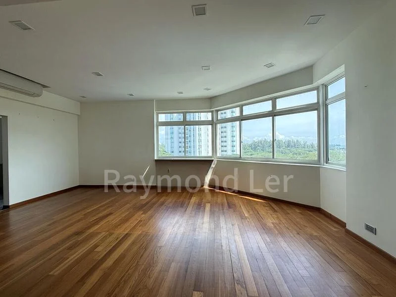 4 Bed Condo for Rent in The Waterside - Image 7