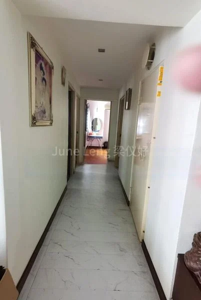 5 Room (5I) HDB for Sale in  403B Fernvale Lane - Image 1