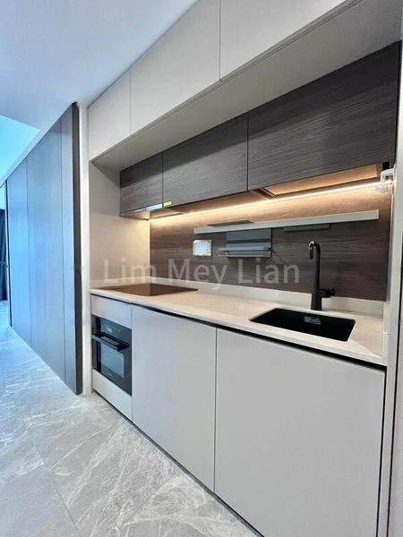 1 Bed Condo for Rent in The Reef At King's Dock - Image 2