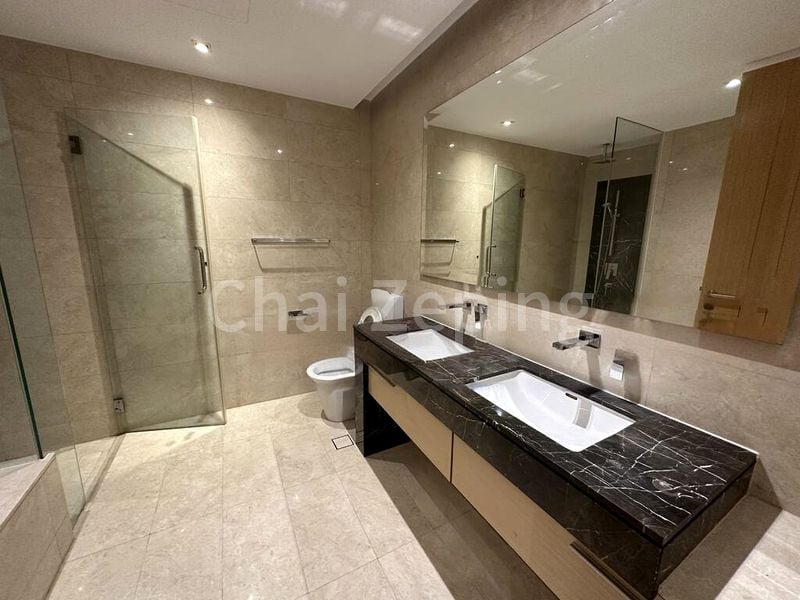 4 Bed Apartment (Condo) for Sale in  Marina Bay Suites - Image 7