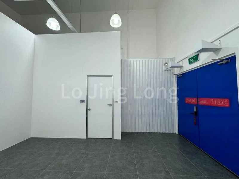 Light Industrial (B1) for Rent: Oxley BizHub - Image 1