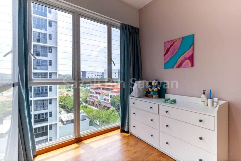 3 Bed Executive Condo for Sale in Forestville - Image 7