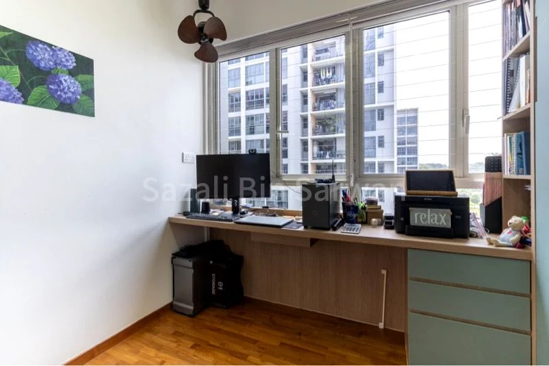 3 Bed Executive Condo for Sale in Forestville - Image 33