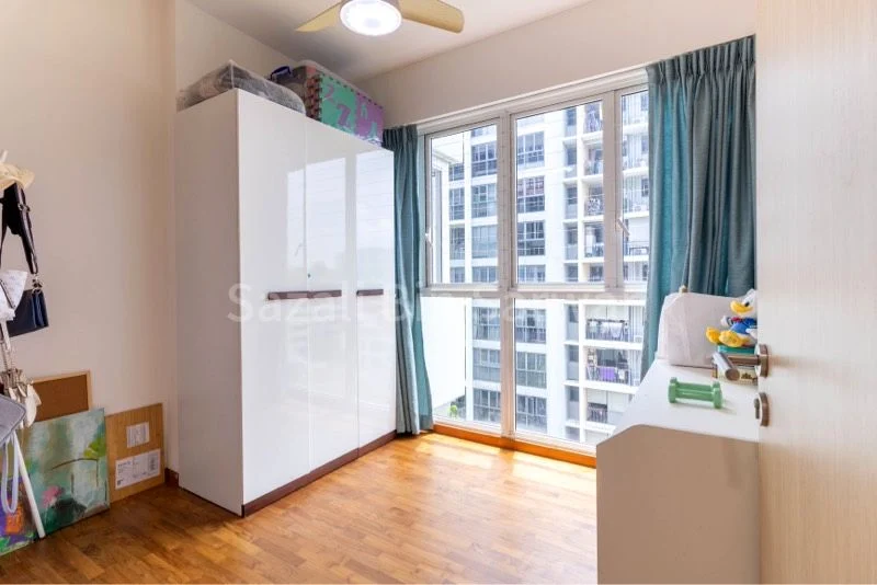 3 Bed Executive Condo for Sale in Forestville - Image 6