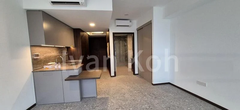 Master Room (Condo) for Rent in  One Pearl Bank - Image 5