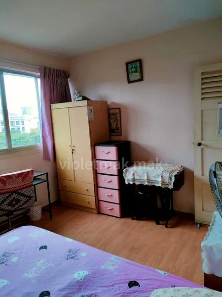 Common Room (HDB) for Rent in  48A Dorset Road - Image 2