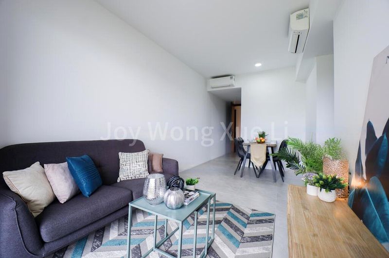 2 Bed Condo for Sale in  The Watergardens At Canberra - Image 13