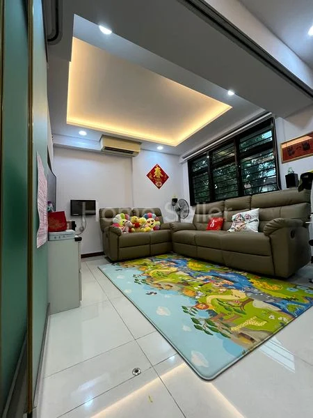 4 Room (4A) HDB for Sale in 364A Upper Serangoon Road - Image 1