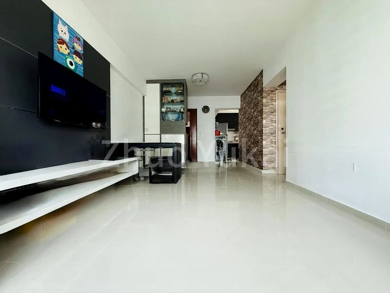 Premium HDB for Sale in  209B Compassvale Lane - Image 1