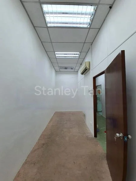 Office for Rent: Hillview Building - Image 2