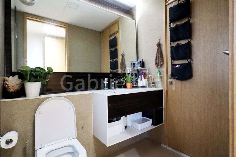 3 Bed Condo for Sale in  Commonwealth Towers - Image 12