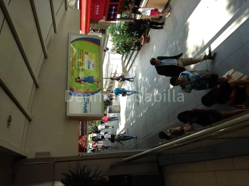 Shop / Shophouse for Rent in  Lucky Plaza - Image 1