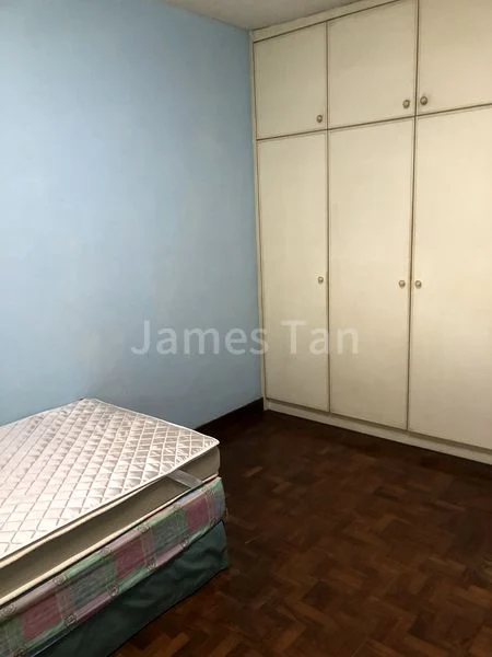 Common Room (HDB) for Rent in  12 Holland Avenue - Image 11