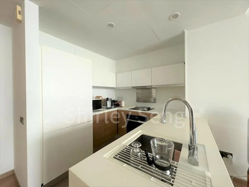 2 Bed Condo for Rent in  Marina Bay Link Mall - Image 7