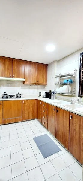 Common Room (Condo) for Rent in  The Mayfair - Image 3