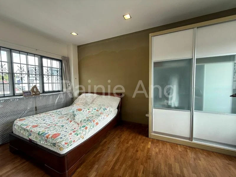 5 Bed Terraced House (Landed) for Sale in  Reservoir Villas - Image 3