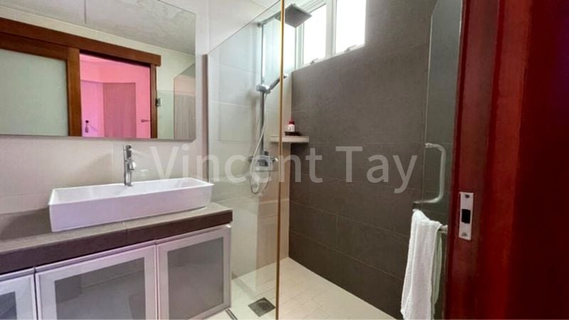 2 Bed Condo for Rent in  Royal Court - Image 6