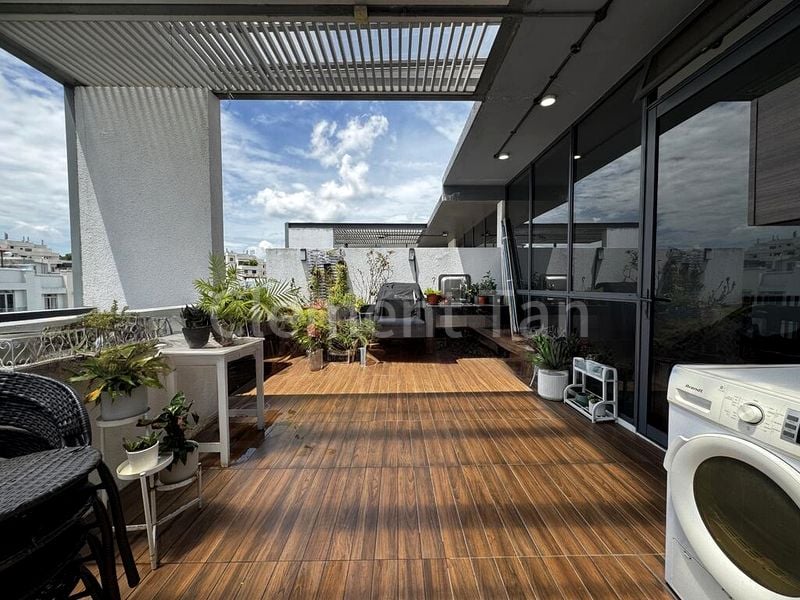 4 Bed Terraced House (Landed) for Rent in  Alana - Image 4