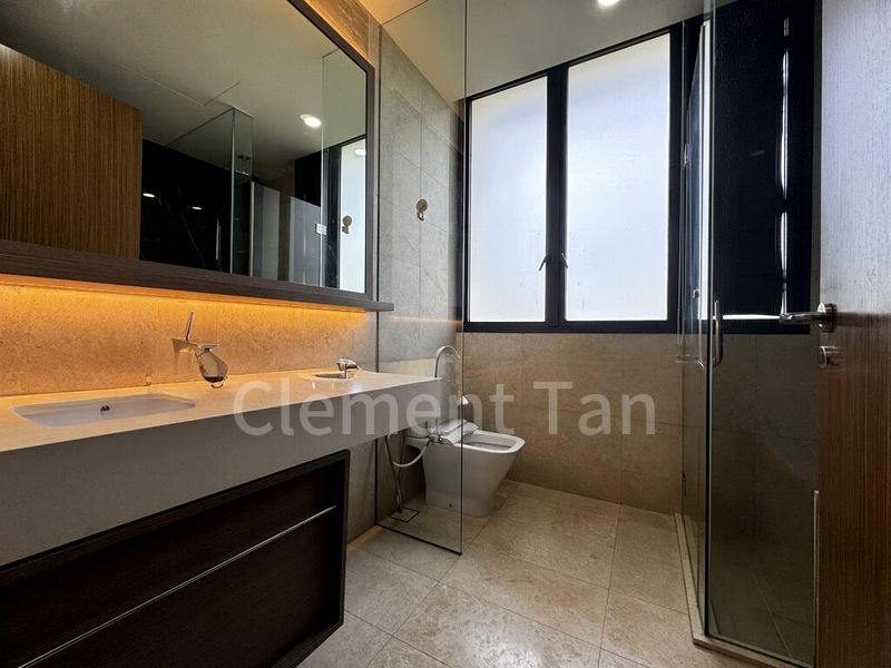 4 Bed Terraced House (Landed) for Rent in  Alana - Image 6