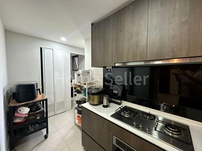 3 Bed Executive Condo for Sale in iNZ Residence - Image 6