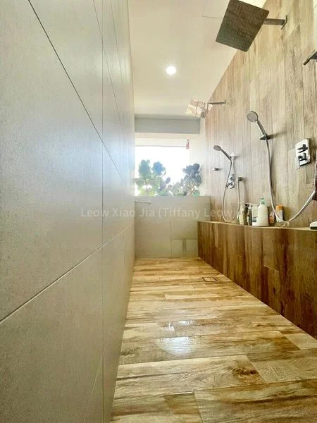 6 Bed Terraced House (Landed) for Sale in  Teacher's Housing Estate - Image 5