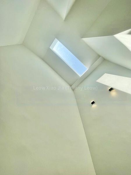 6 Bed Terraced House (Landed) for Sale in  Teacher's Housing Estate - Image 15