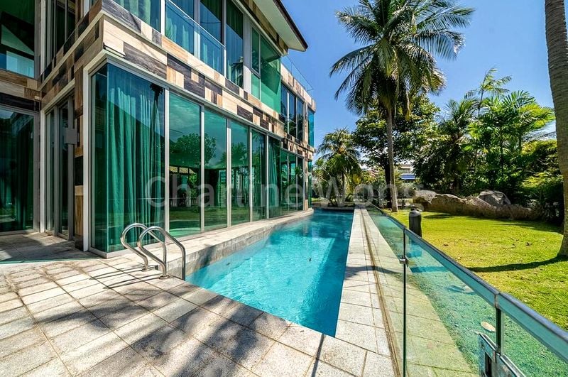 7 Bed Bungalow (Landed) for Rent in  Paradise Island - Image 3