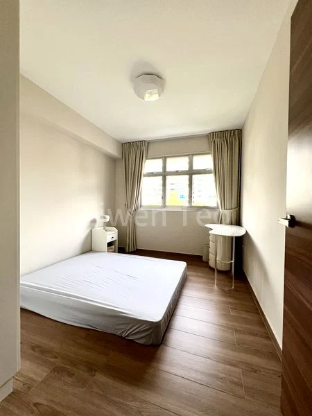 5 Room (5I) HDB for Rent in  860C Tampines Walk - Image 1