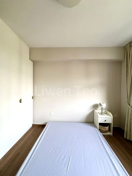 5 Room (5I) HDB for Rent in  860C Tampines Walk - Image 2