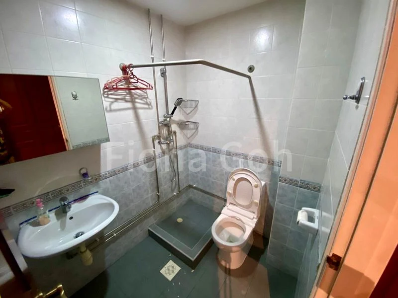 Master Room (Condo) for Rent in  Casa Sarina - Image 6