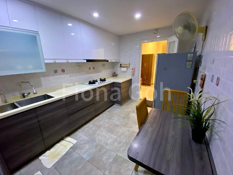 Master Room (Condo) for Rent in  Casa Sarina - Image 5