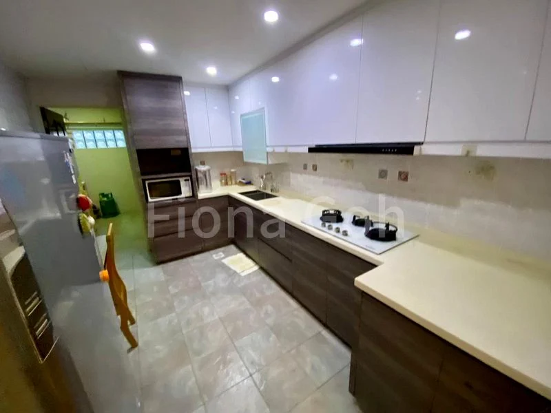 Master Room (Condo) for Rent in  Casa Sarina - Image 4