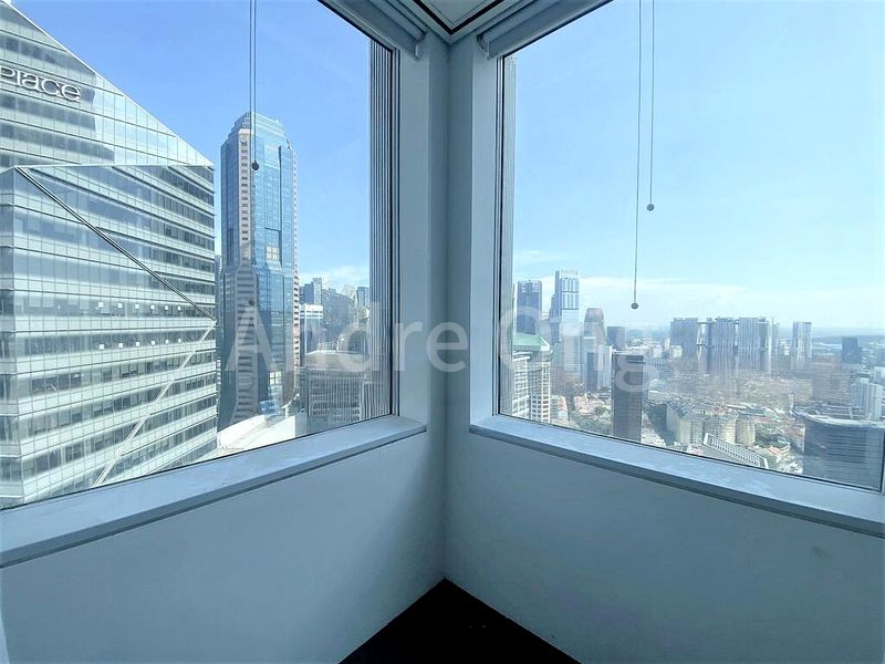 Office for Rent: UOB Plaza - Image 3