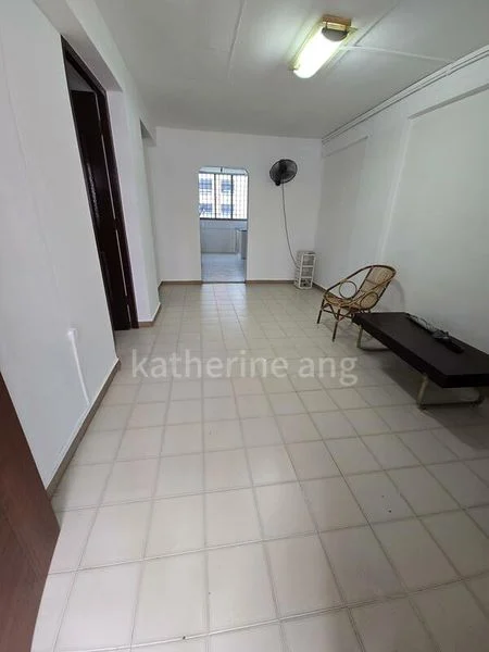 3 Room (3NG) HDB for Rent in 303 Serangoon Avenue 2 - Image 5