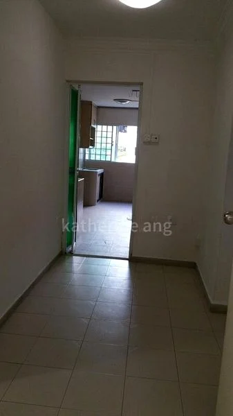 3 Room (3NG) HDB for Rent in 303 Serangoon Avenue 2 - Image 7