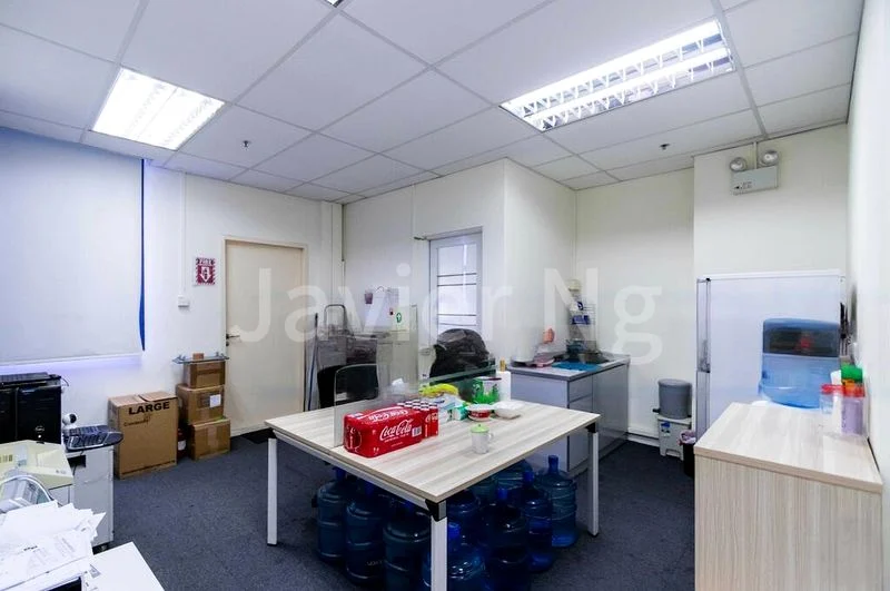 Light Industrial (B1) for Rent: Tradehub 21 - Image 7