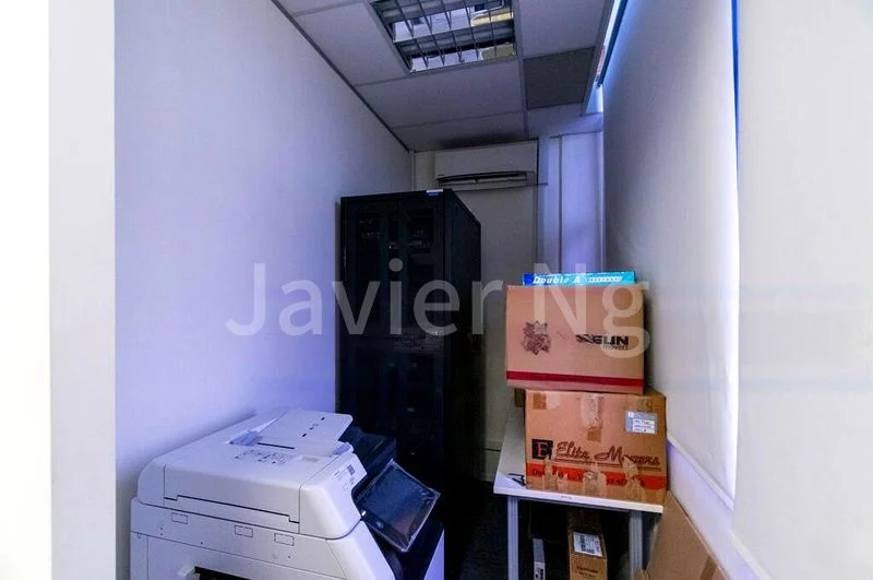 Light Industrial (B1) for Rent: Tradehub 21 - Image 1