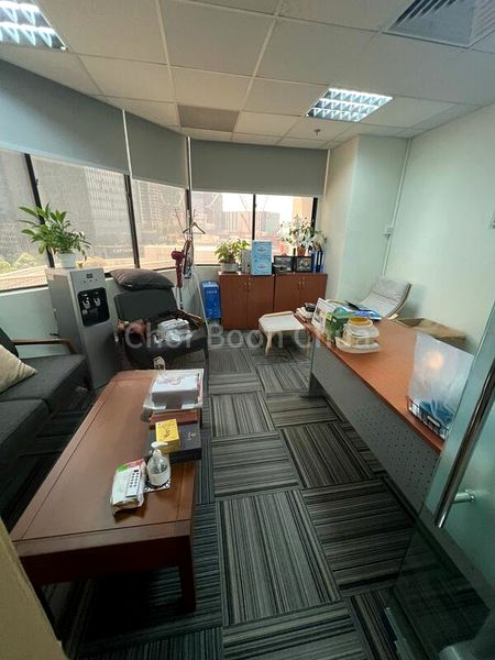 Office for Rent: International Plaza - Image 6