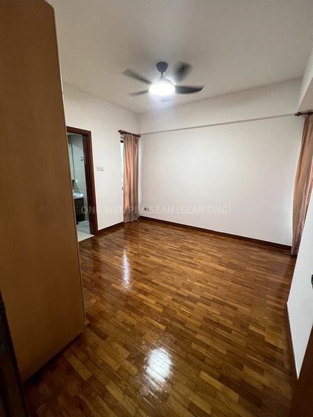 2 Bed Condo for Rent in  The Mayfair - Image 5