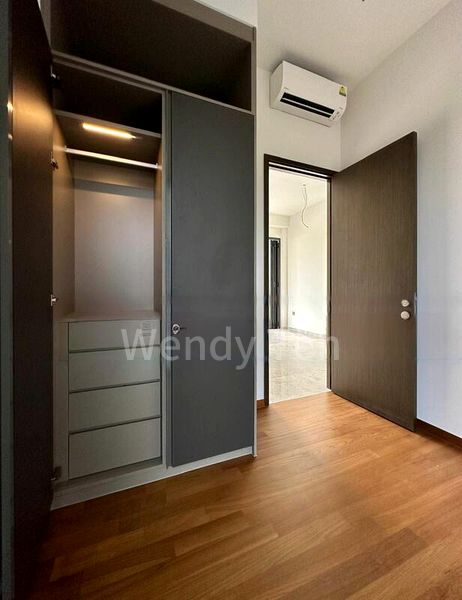 3 Bed Condo for Rent in  35 Gilstead - Image 6