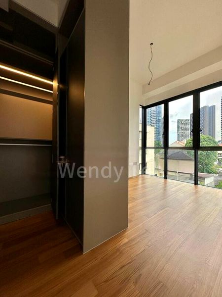 3 Bed Condo for Rent in  35 Gilstead - Image 5