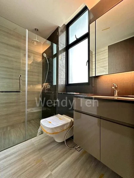 3 Bed Condo for Rent in  35 Gilstead - Image 4