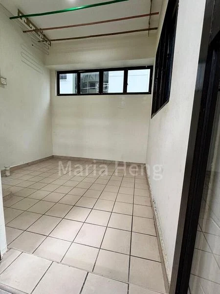Executive HDB for Sale in  415 Sembawang Drive - Image 11