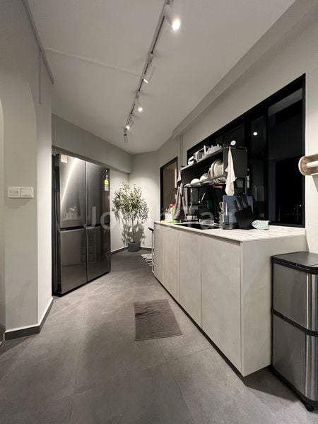 Common Room (HDB) for Rent in  223D Compassvale Walk - Image 6