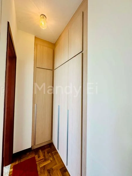 Master Room (Condo) for Rent in La Casa - Image 2