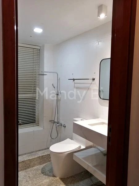 Master Room (Condo) for Rent in La Casa - Image 3