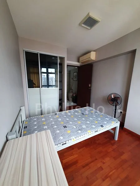 Common Room (HDB) for Rent in  264C Compassvale Bow - Image 2