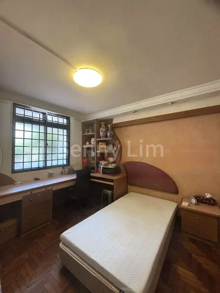 3 Room (3STD) HDB for Rent in  18 Taman Ho Swee - Image 3